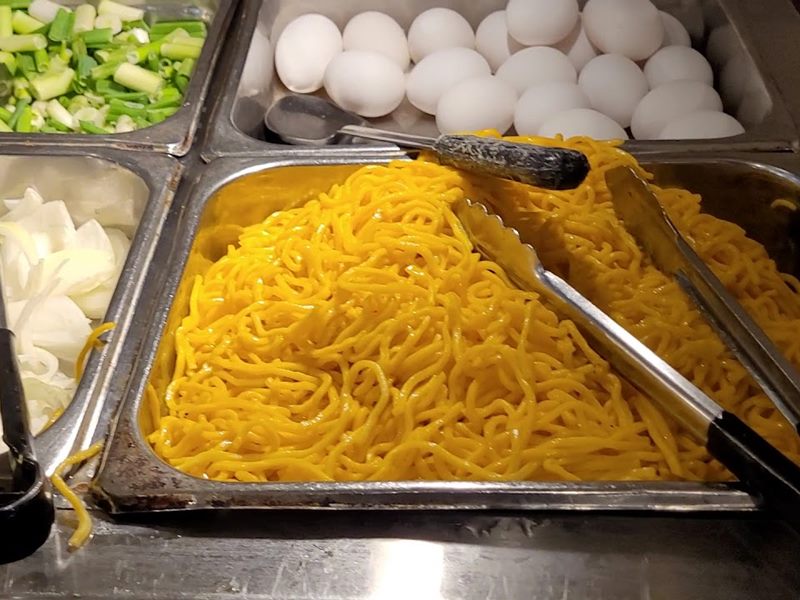 New Century Chinese Buffet food
