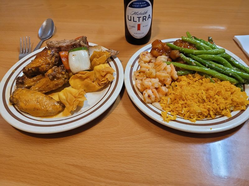 New Century Chinese Buffet food